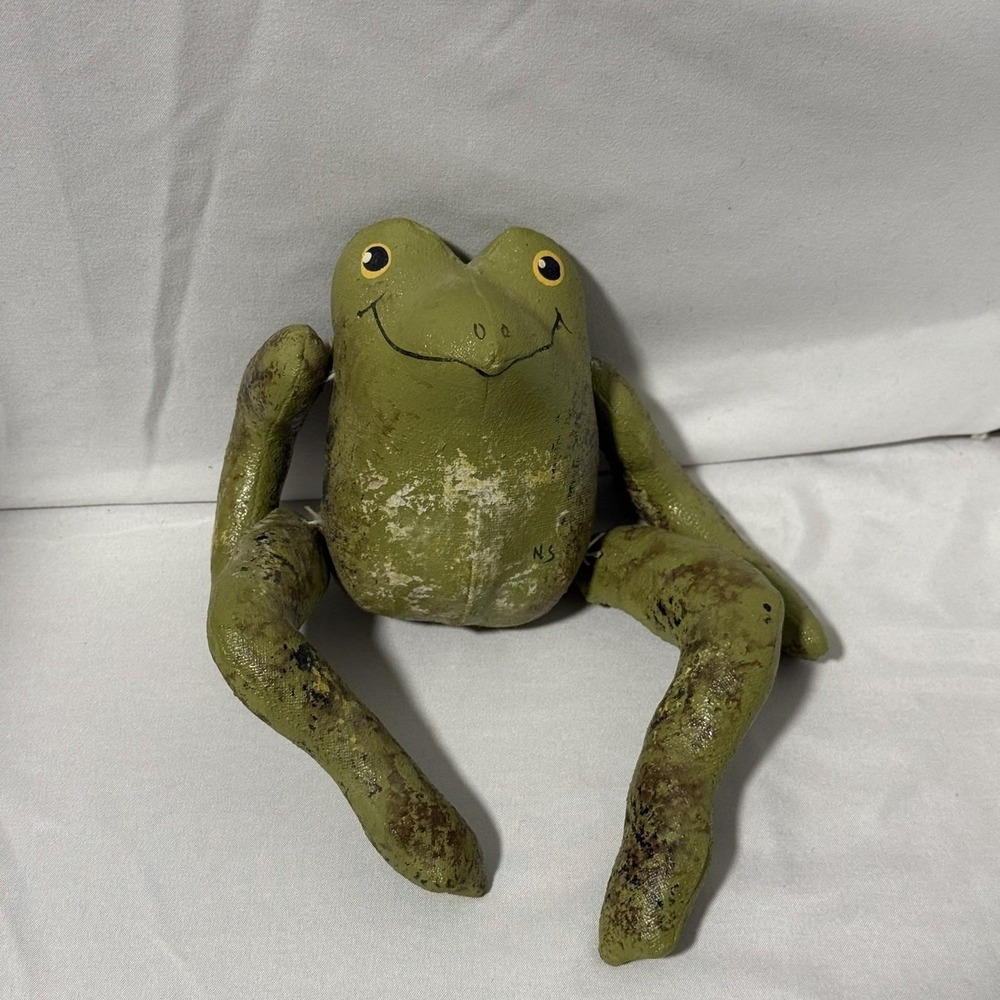 Natalie Silitch Folk Art Frog Hand Painted Crackled Canvas Signed NS Primitive
